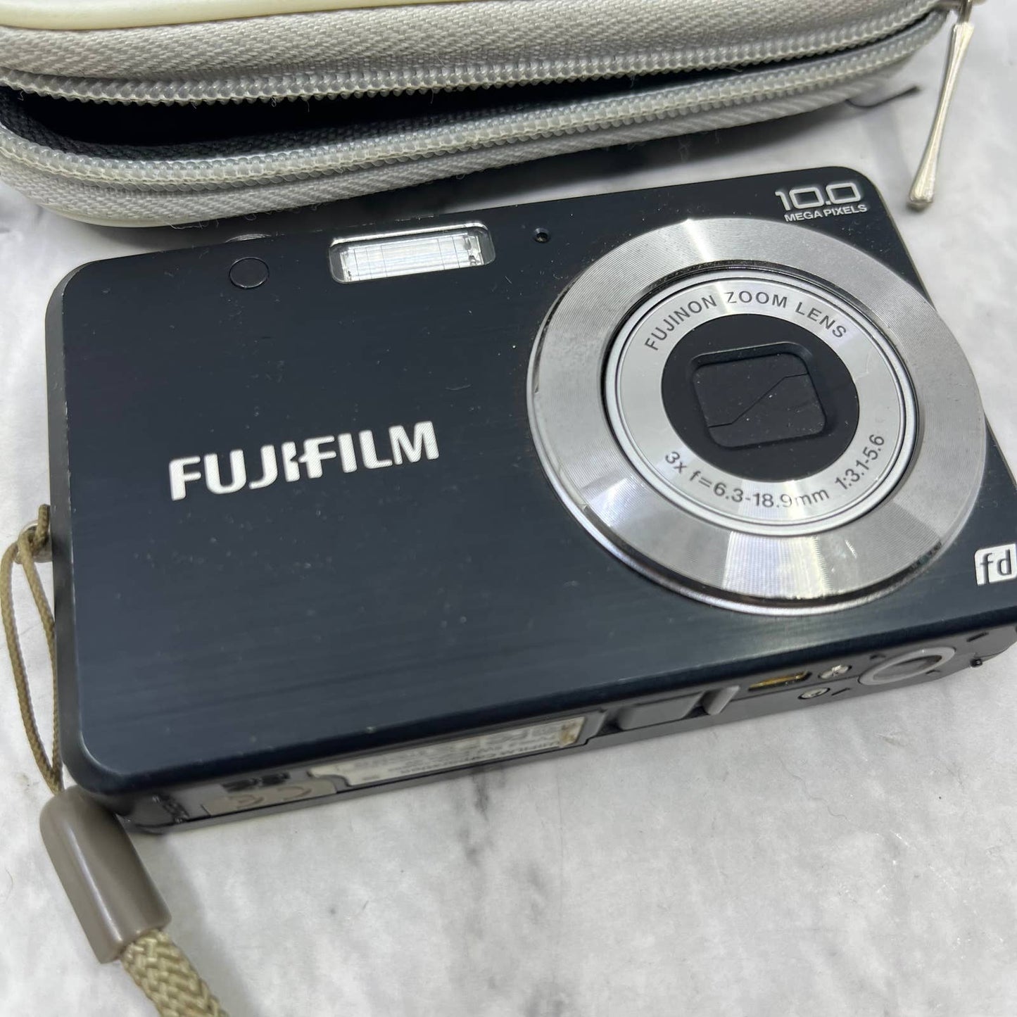 Fujifilm FinePix J20 10MP Digital Camera 3x Optical Zoom Black w/ Battery TD8