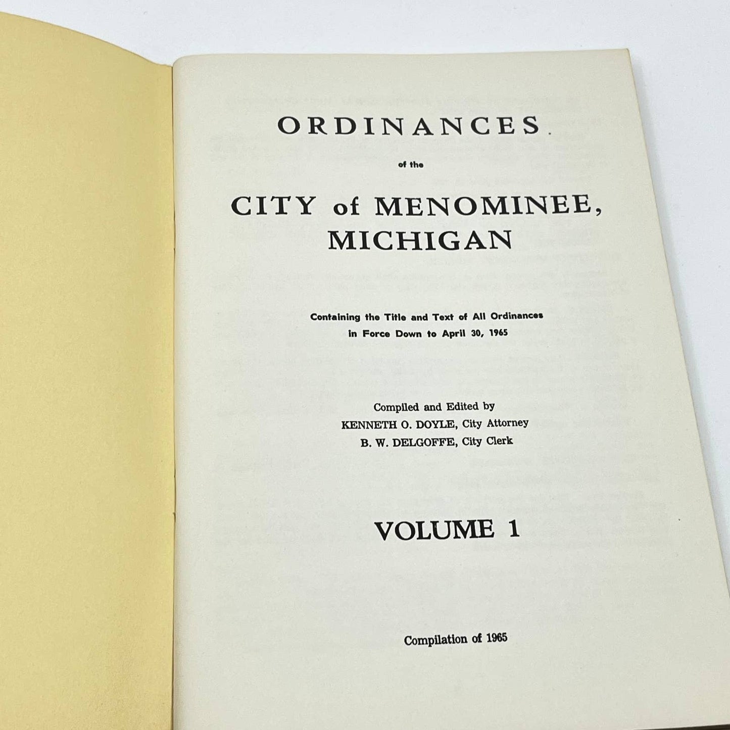 1965 Ordinances of the City of Menomoniee MI - Kenneth O. Doyle TF8