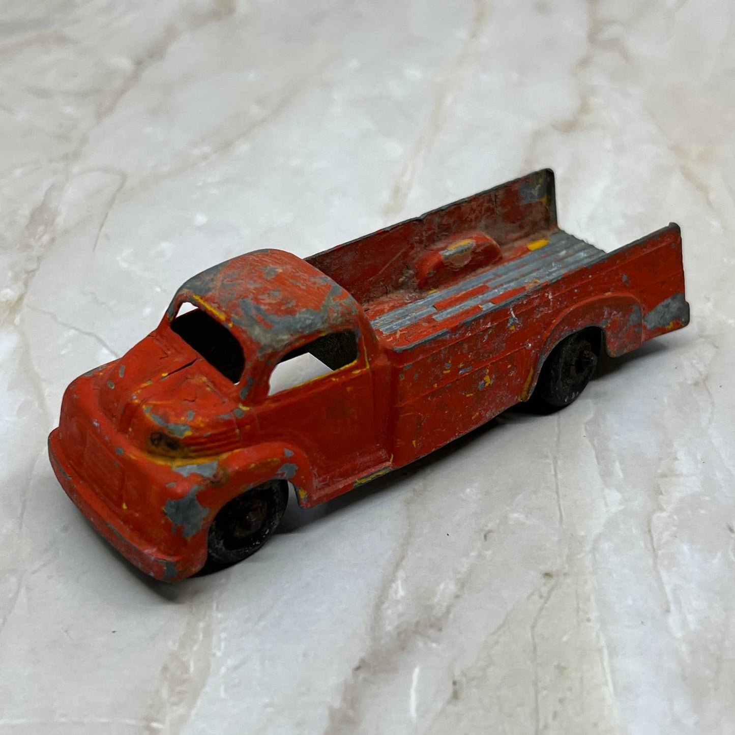 Vintage Tootsie Toy of Chicago Ford Metal Flatbed Truck  Made In USA