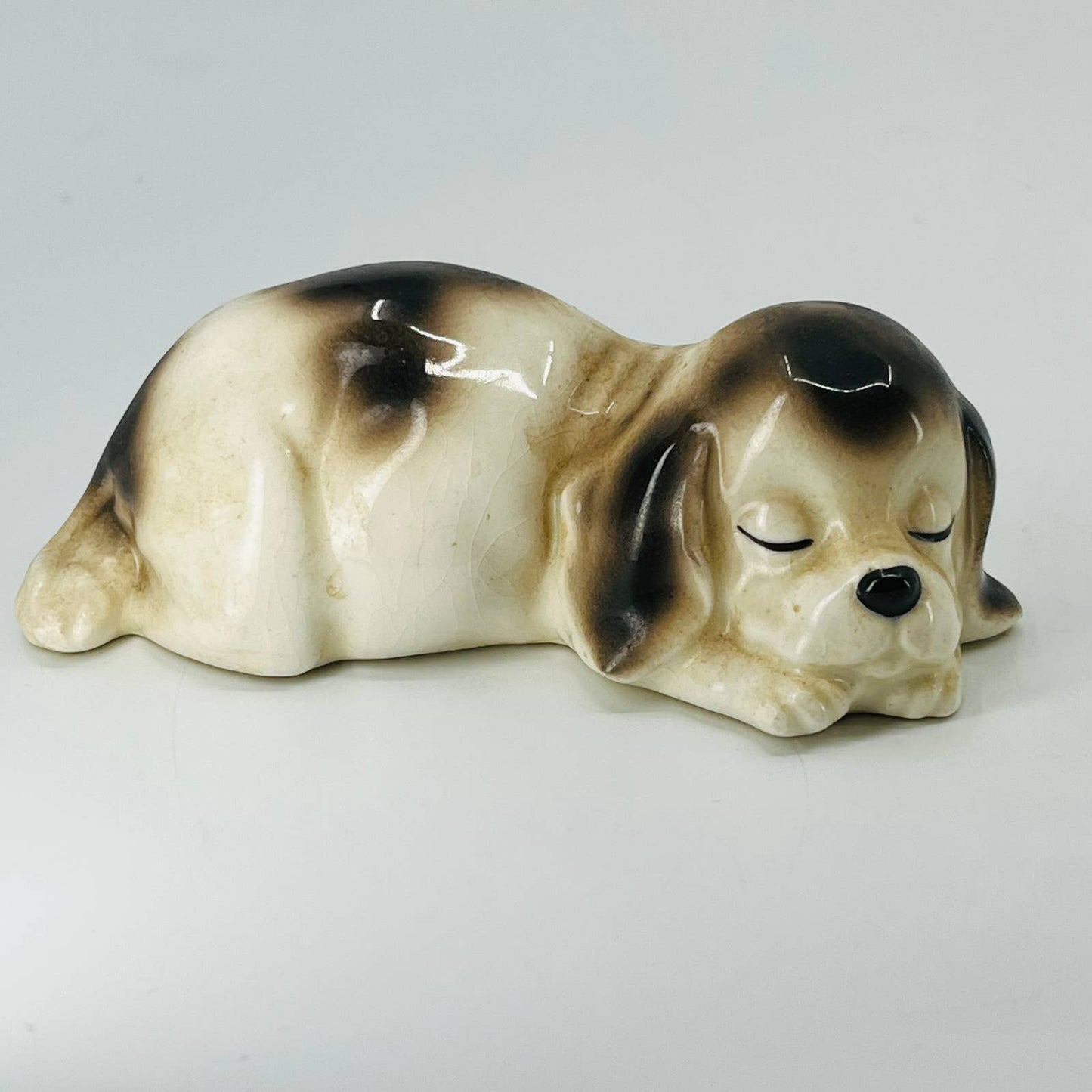 Vintage Sleeping Beagle Puppy Dog Figurine Hand Painted Porcelain Ceramic 4” SA5