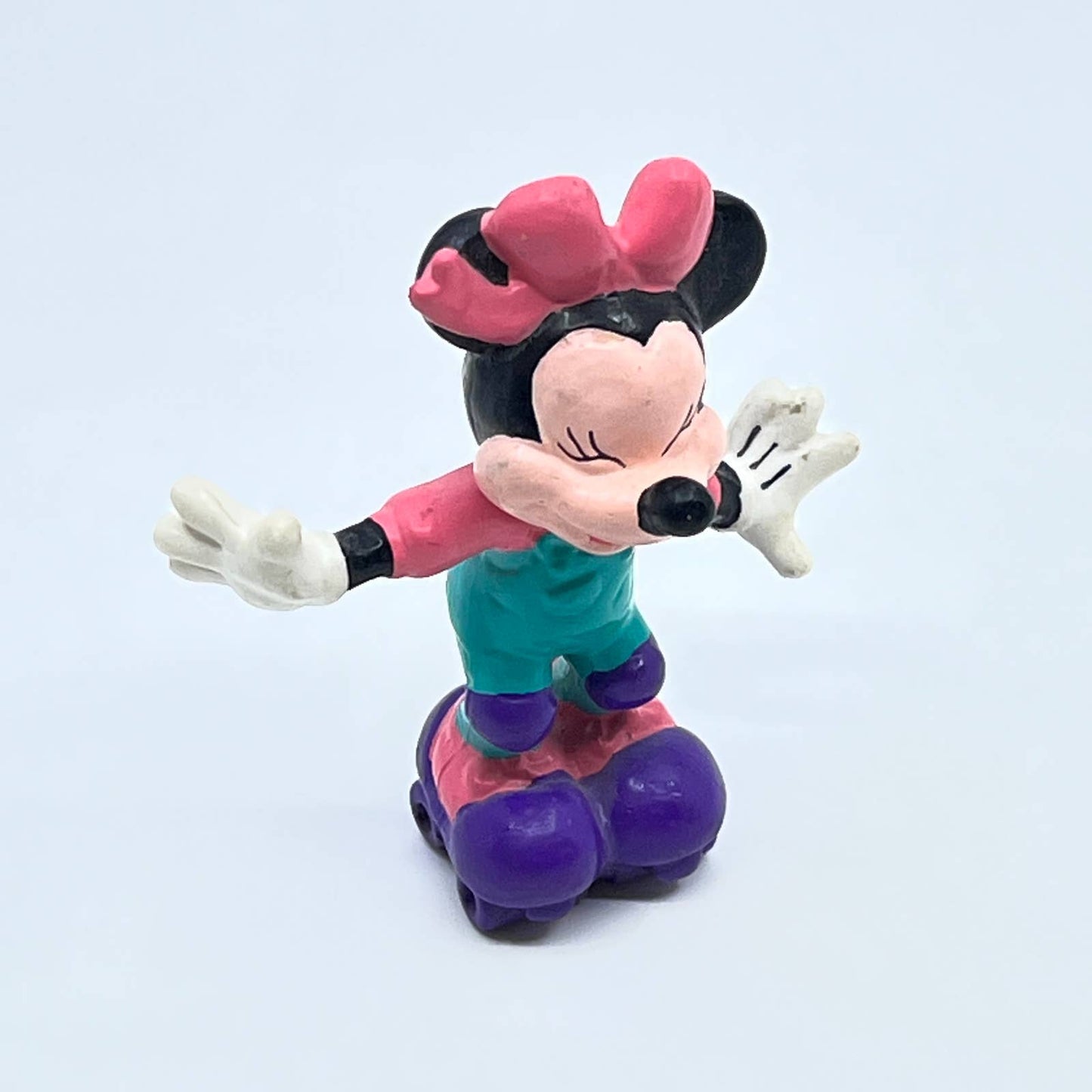 Vtg PVC Walt Disney Company Applause Minnie Mouse On Rollerskates Figure SD6