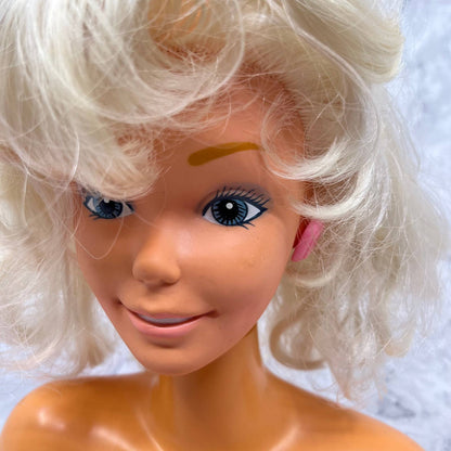 Vintage 1986 Arco Mattel Barbie Head Styling Head Make Me Pretty Blonde TI9