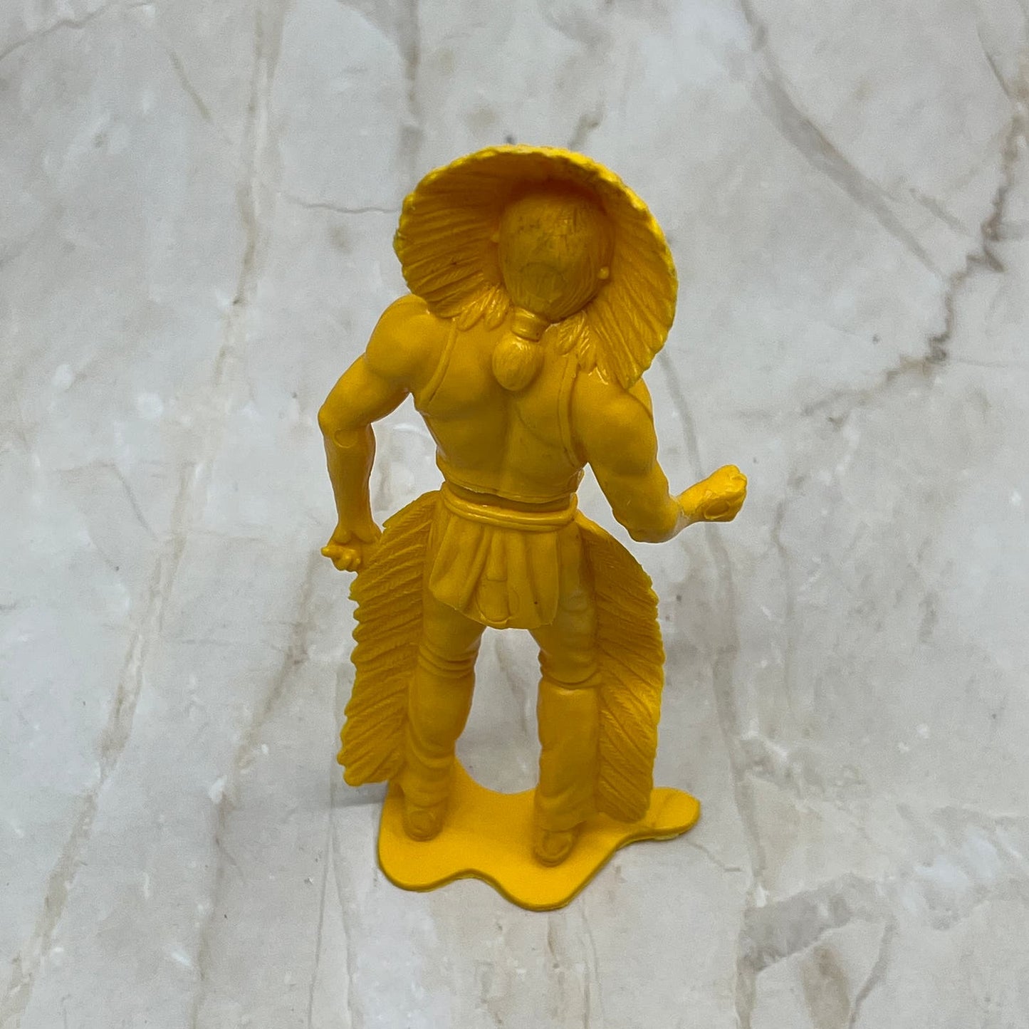 Plastic Yellow Indian Chief Native American Toy Old Vintage 5.5” TC9-T1