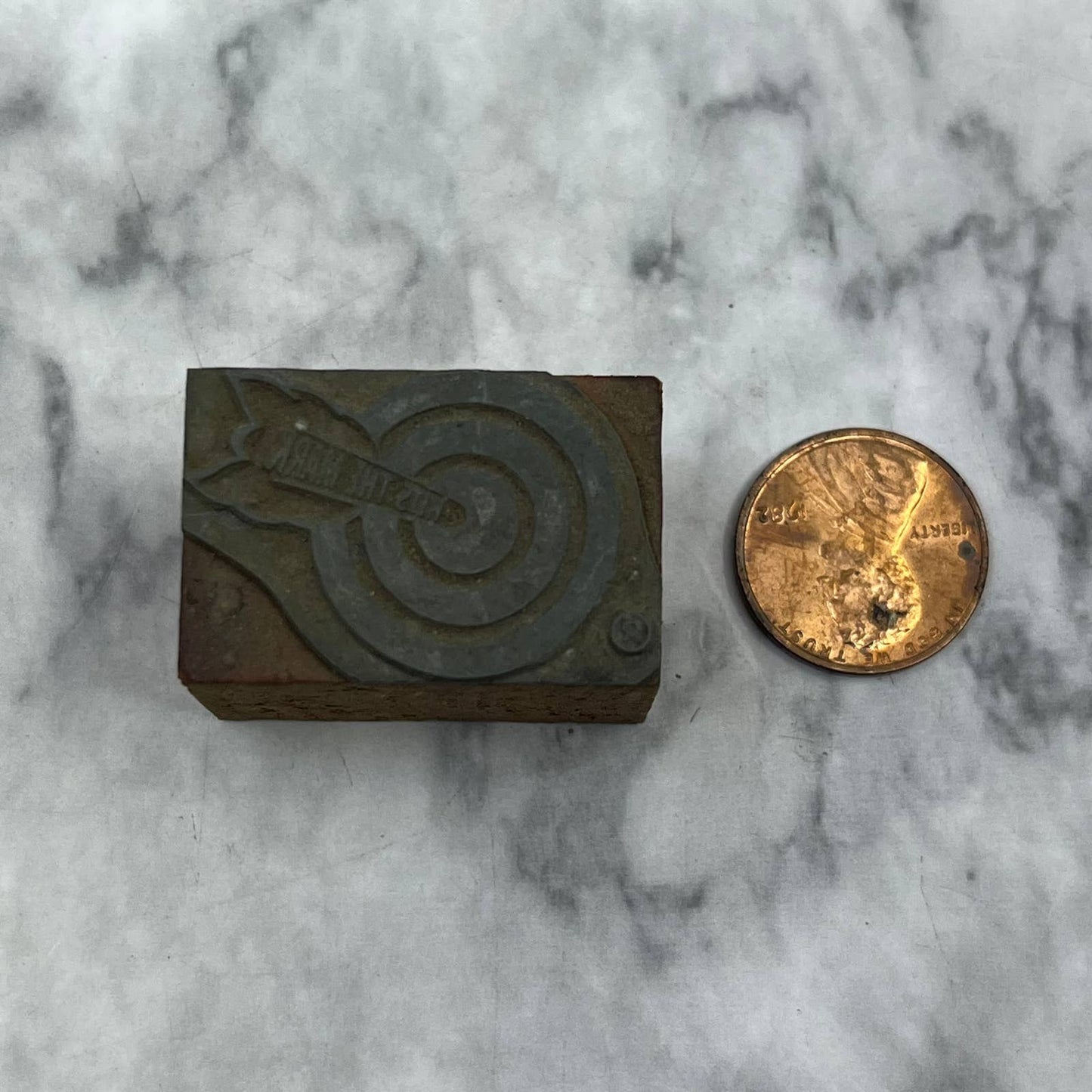 Vintage Printing Printers Block Plate Bullseye Dart "Hits The Mark" TJ51