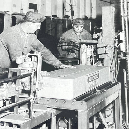 1940s Assembly Line Manufacturing Photo Ruberoid Astro Siding Chicago IL AA7-9