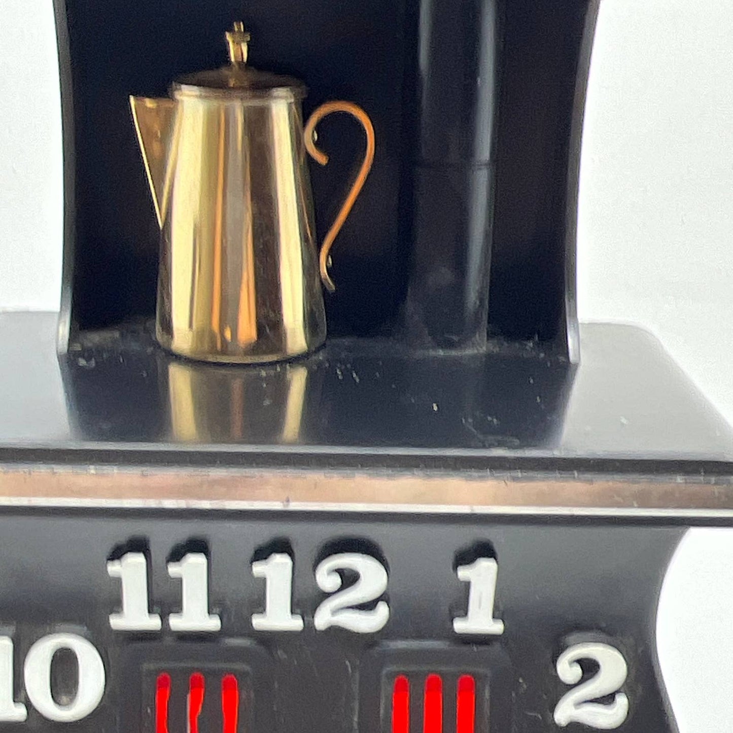 Vintage Spartus Black Pot Belly Stove Shaped Electric Plugin Clock FACE ONLY TH5