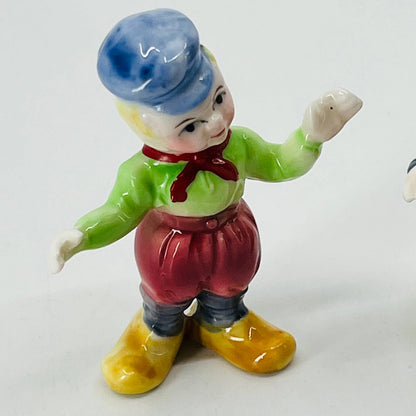 1960'S MINIATURE BONE CHINA DUTCH COUPLE FROM HOLLAND - JAPAN 2” SB5
