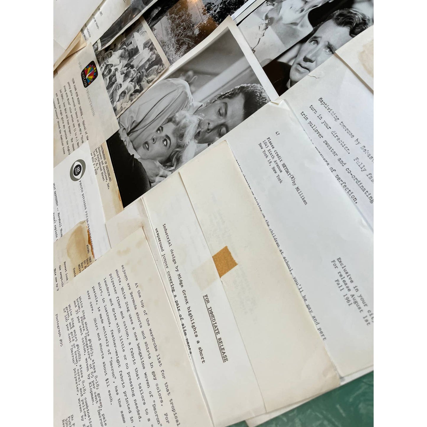 1960 Huge Lot of Assorted Press Release Photos & Papers TJ8