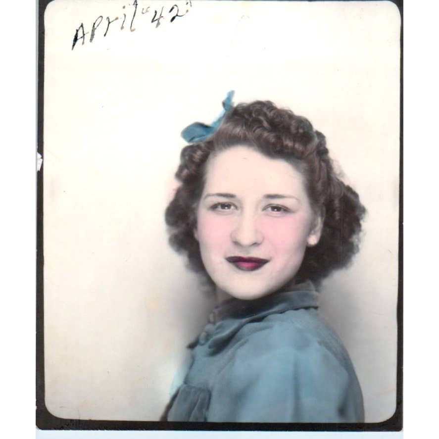 1942 WWII Era Young Lady Tinted Photo Booth Photograph Portrait 2.5x3 SE5