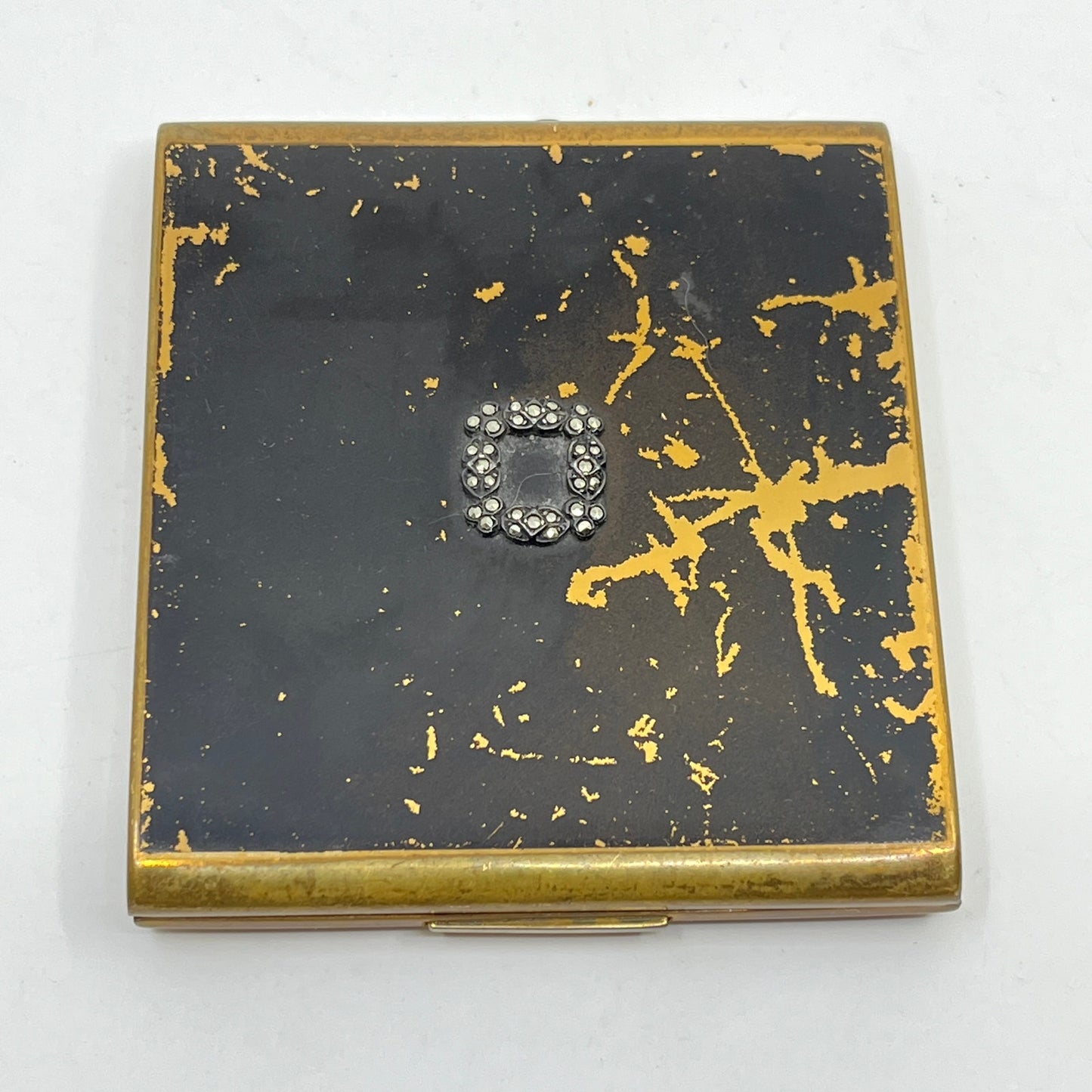 1950s Stratton England GOLD TONE Pinstripe Black Enamel Powder Compact SC8