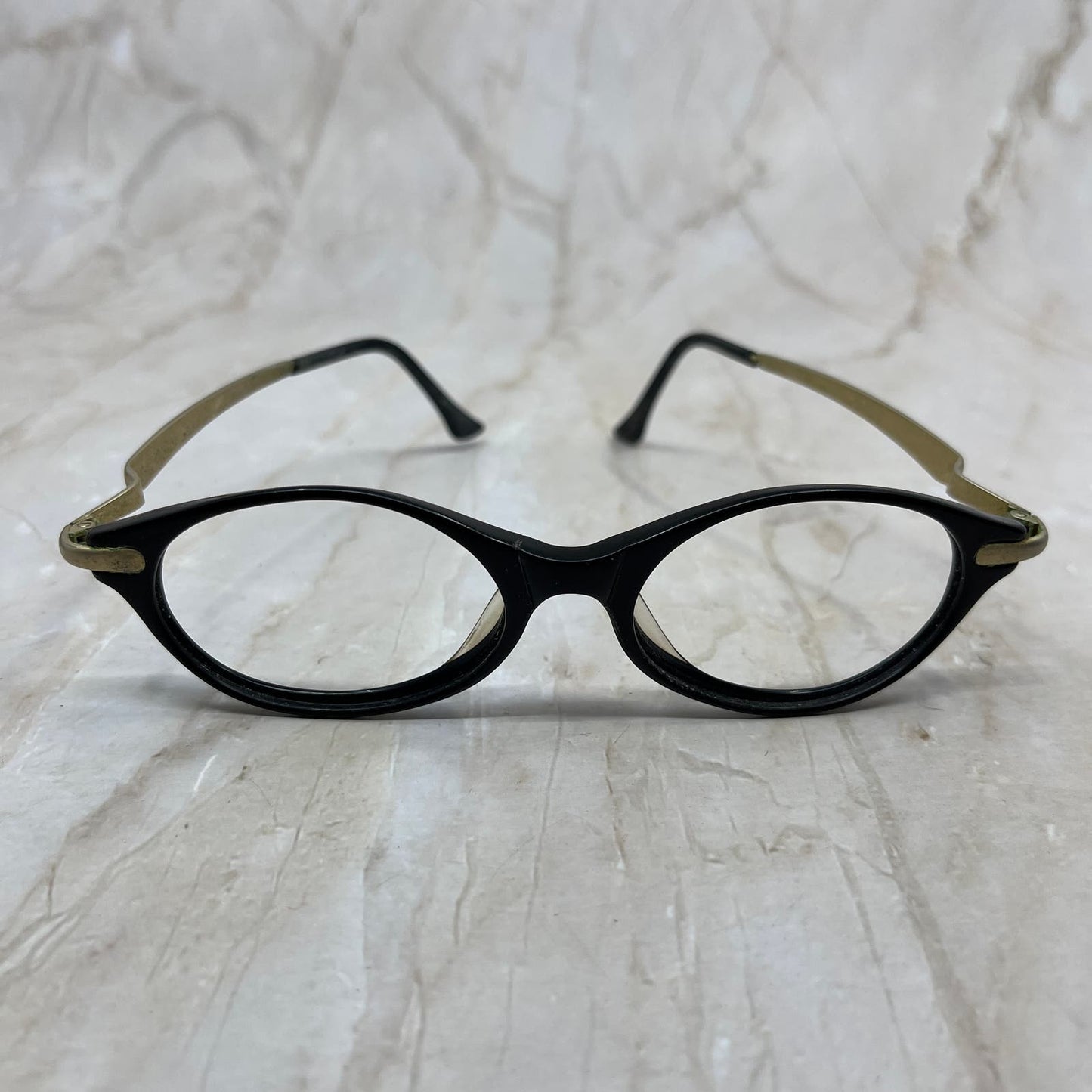 Vintage Ladies' Black and Gold Cat Eye Eyeglasses Frames TJ9G1-5