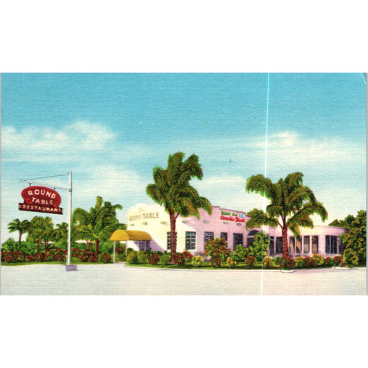The Round Table Restaurant St. Petersburg Florida Original Postcard TK1-P19