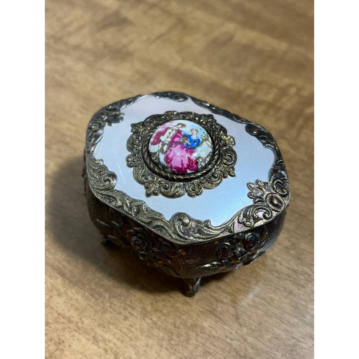 Vtg Art Nouveau Saccharine Victorian Trinket Box White Enamel Brass Japan 3” TG8