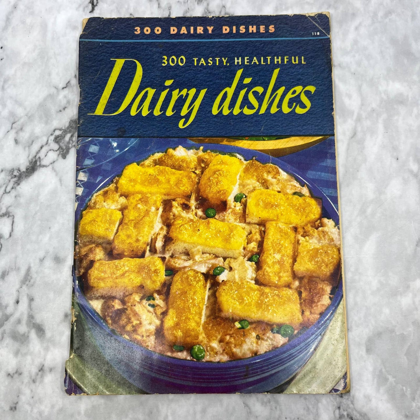 300 Tasty Healthful Dairy Dishes Culinary Arts Institute 1940 Cookbook SC TJ4