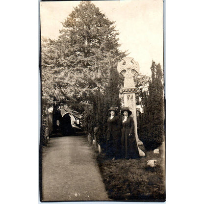 Antique Photo Victorian Celtic Women In Black Visiting Tomb Their Ancestors SE5