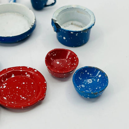 Miniature Red and Blue Graniteware Enamel Dishes Cookware 19pc Toy Dollhouse SB4