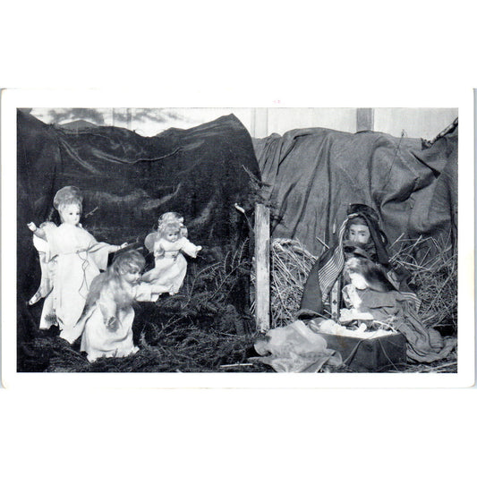 Tasha Tudor's Old Fashioned Dolls - The Nativity Original Postcard PB8