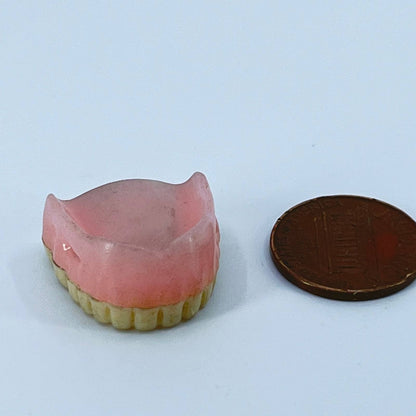 Vintage Cracker Jack Gumball Prize Charm False Teeth Celluloid Premium SD1