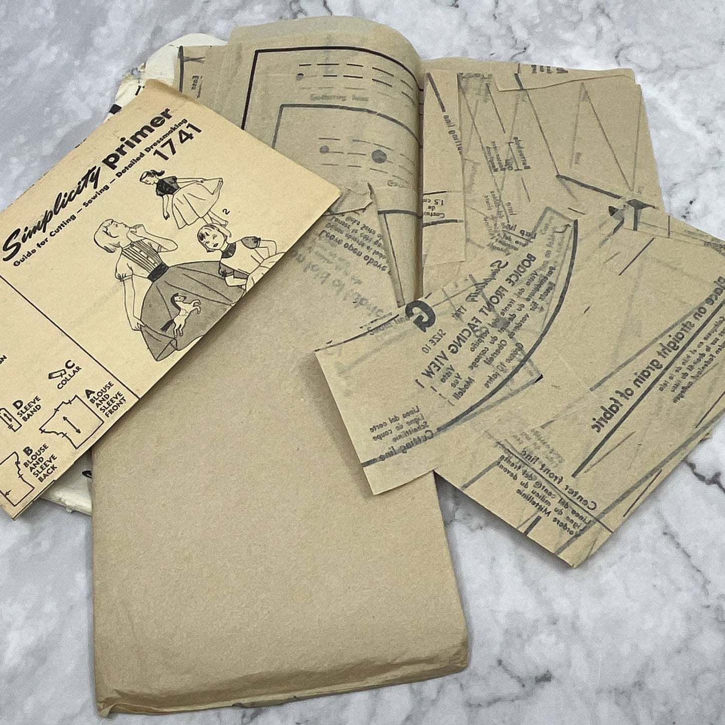 1960 Simplicity Girls Size 10 Sewing Pattern Child Jumper, Blouse & Skirt TI7
