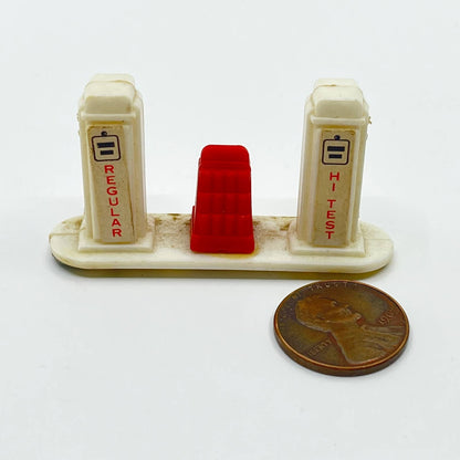 Vintage Plasticville USA HO Scale Gas Station Island Pumps SC6