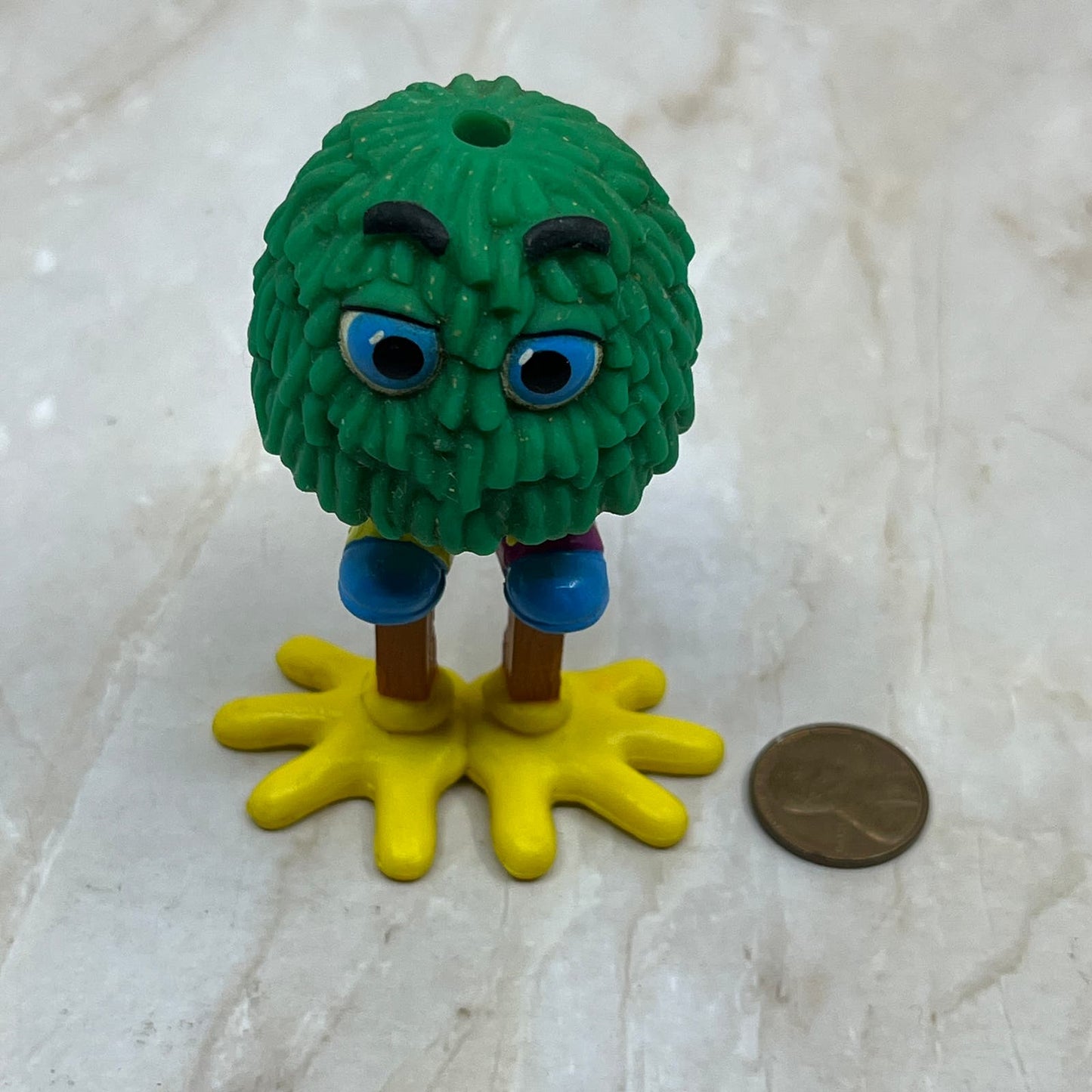 1989 McDonald's Green Fry Guy Fry Kids w/ Bird Feet Stilts TC9-T1