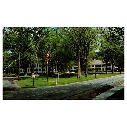 Vintage Postcard - Newfane Common Route 30 - Newfane Vermont AD9