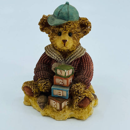 Vintage K's Collection Retired Resin Bear Boy Playing With Blocks 5” TB8