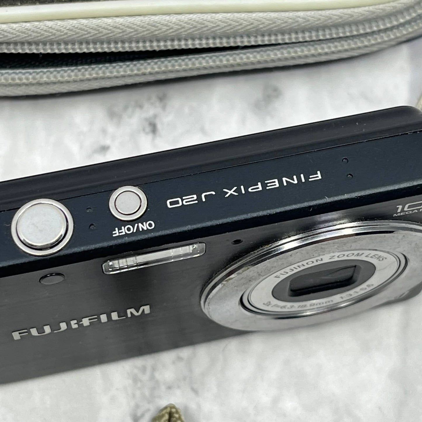Fujifilm FinePix J20 10MP Digital Camera 3x Optical Zoom Black w/ Battery TD8