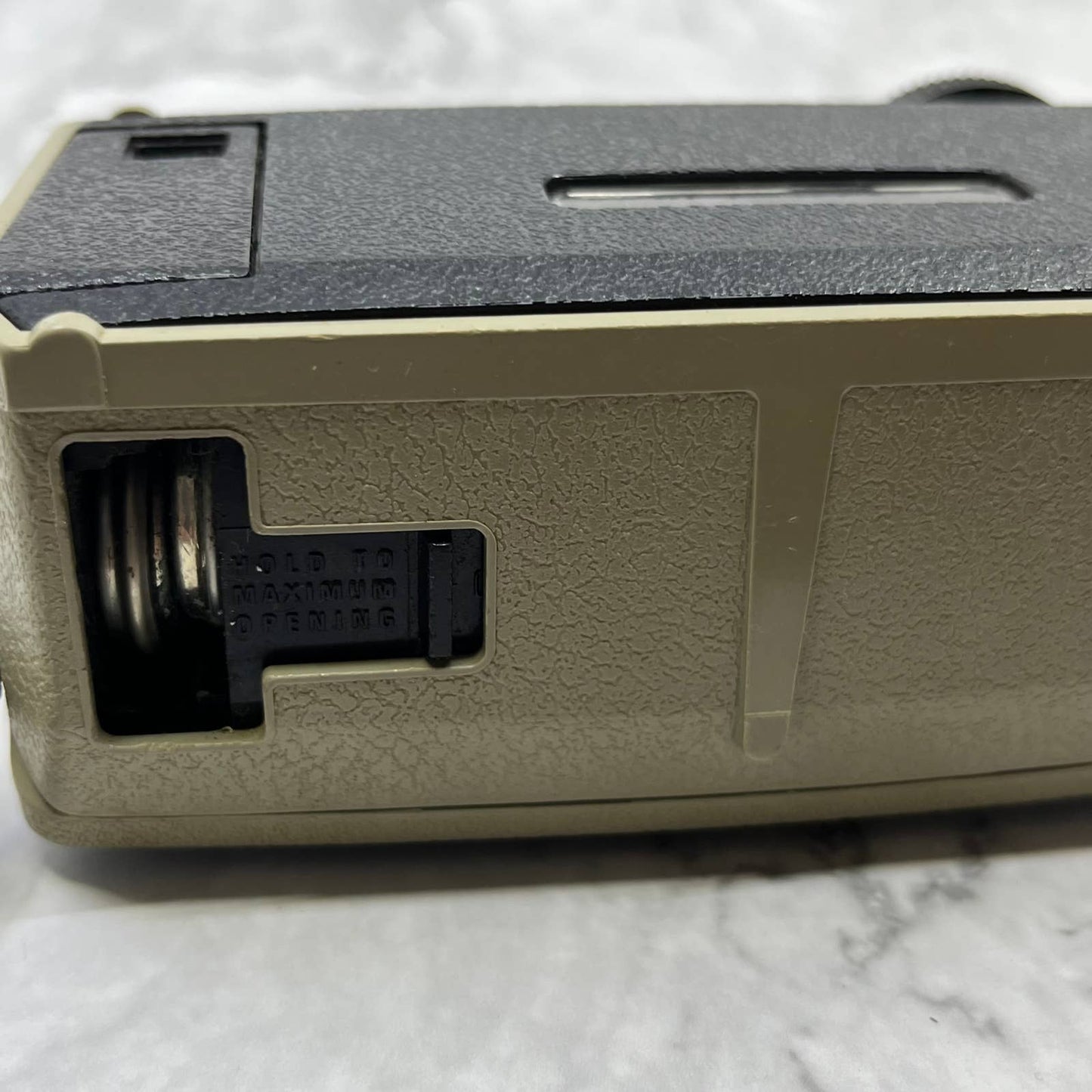 Vintage 70s Kodak Hawkeye Instamatic II Snapshot Camera - 126 Film TA9