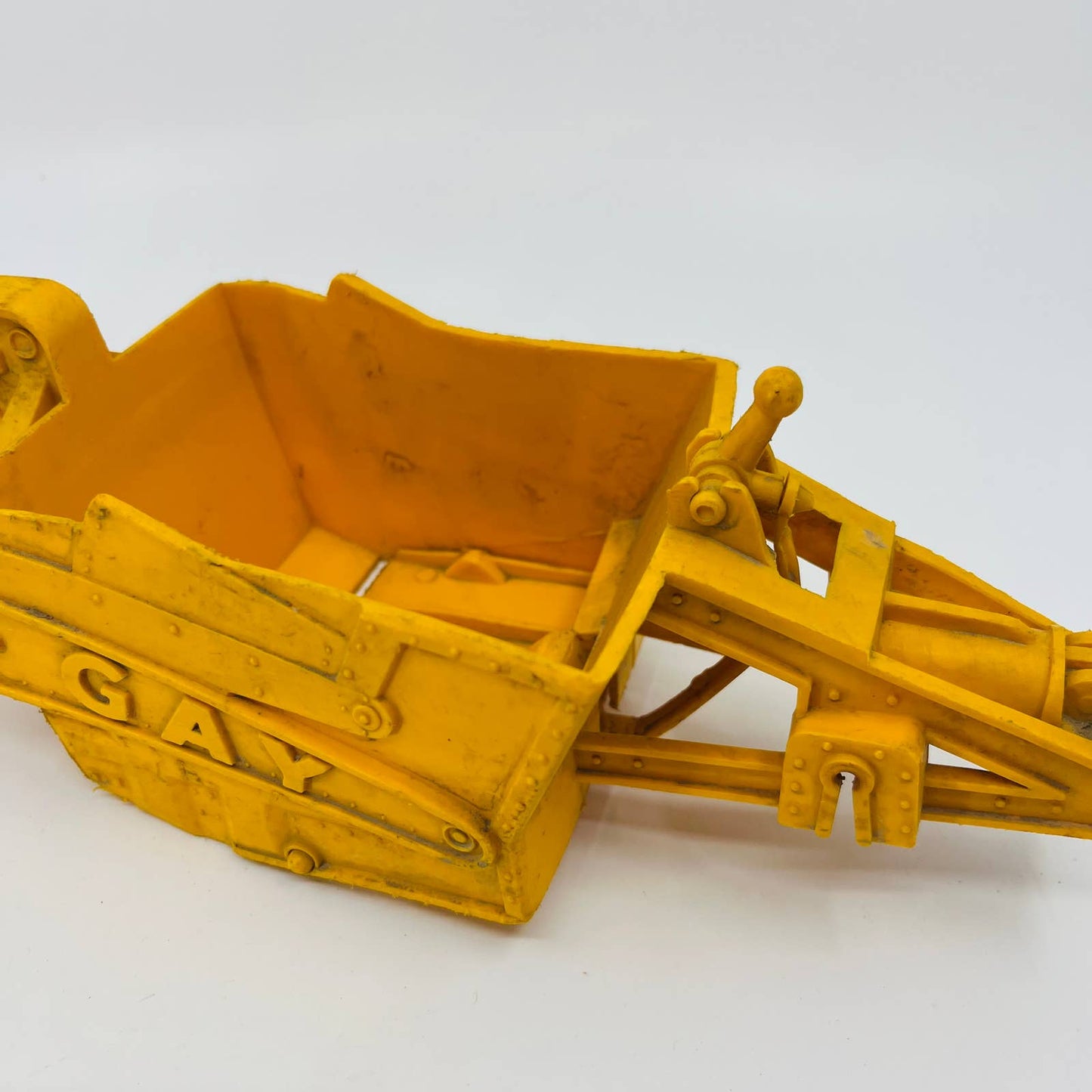 Vintage Gay Toys Inc. Plastic Yellow Construction Vehicle Excavator 14” TE1