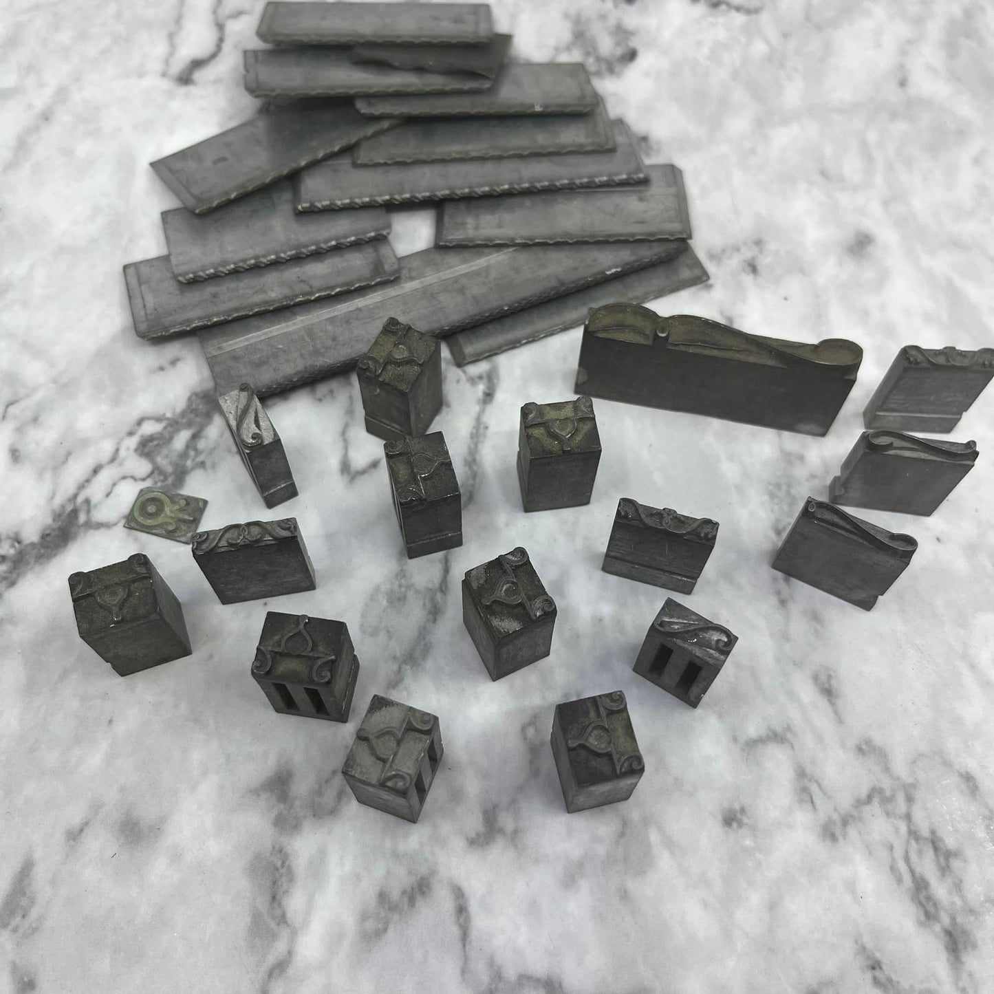 Huge Lot Vintage Letterpress Printers Block Plates Borders & Flourishes SE847