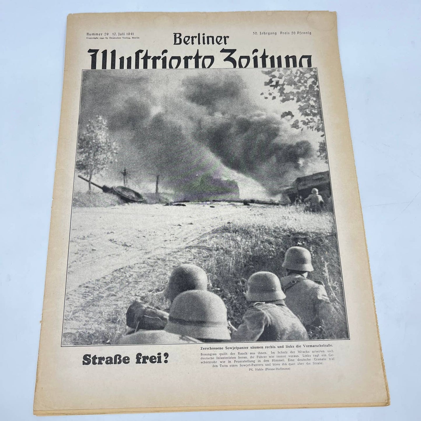 WWII Berliner Illustrated German Nazi Newspaper July 17 1941 Soviet Tanks FL3