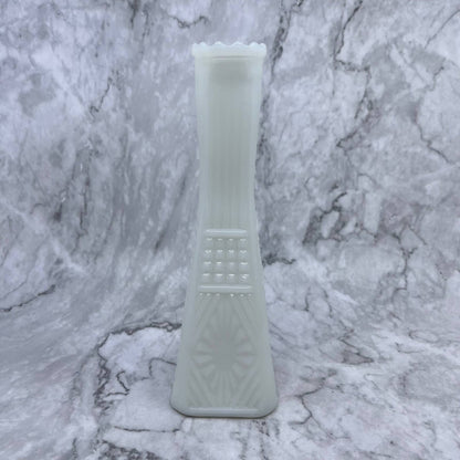 Vintage Jeanette White Wedding Milk Glass Vase 8 3/4” X 2 3/4” TE4
