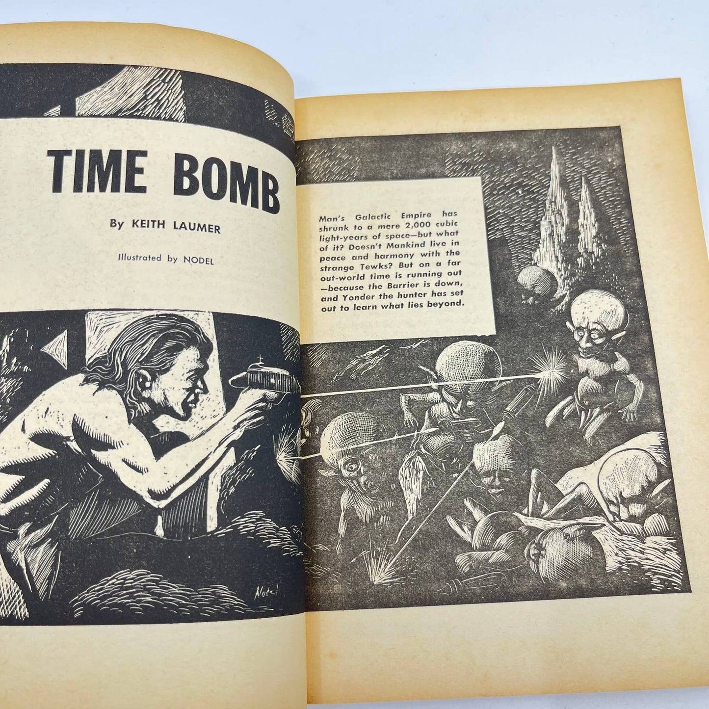 1965 August Amazing Stories Fact & Science Fiction Time Bomb Laumer #1 TF3