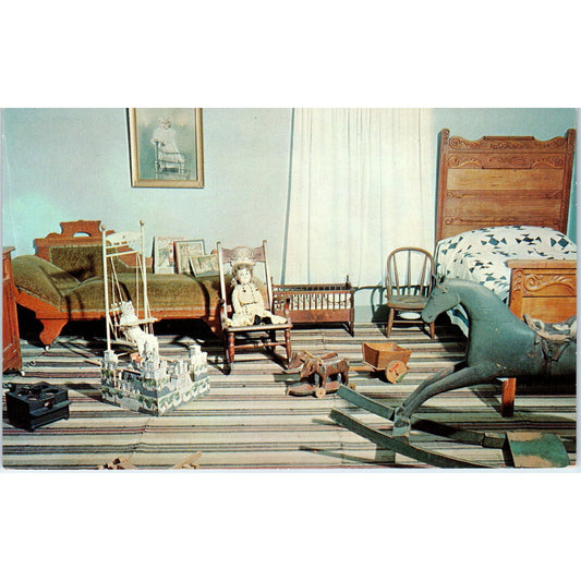 Children's Room Museum of Amana History Dolls Amana IA Original Postcard PB6