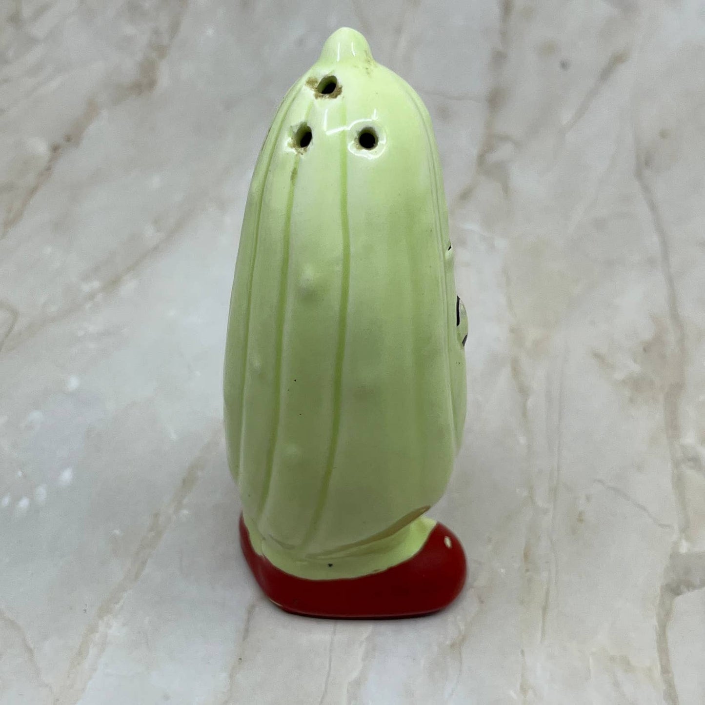 Vintage Cucumber / Pickle Salt and Pepper Shaker Green Ceramic Japan 4.5” TI7