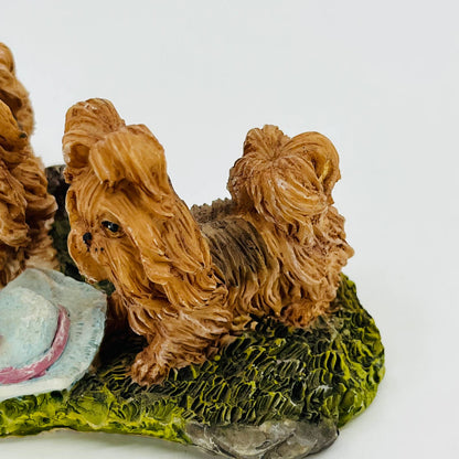 VTG Pair of Brown Shih Tzu Dog Figurines Cast Resin 4 x 2 1/2” FA8