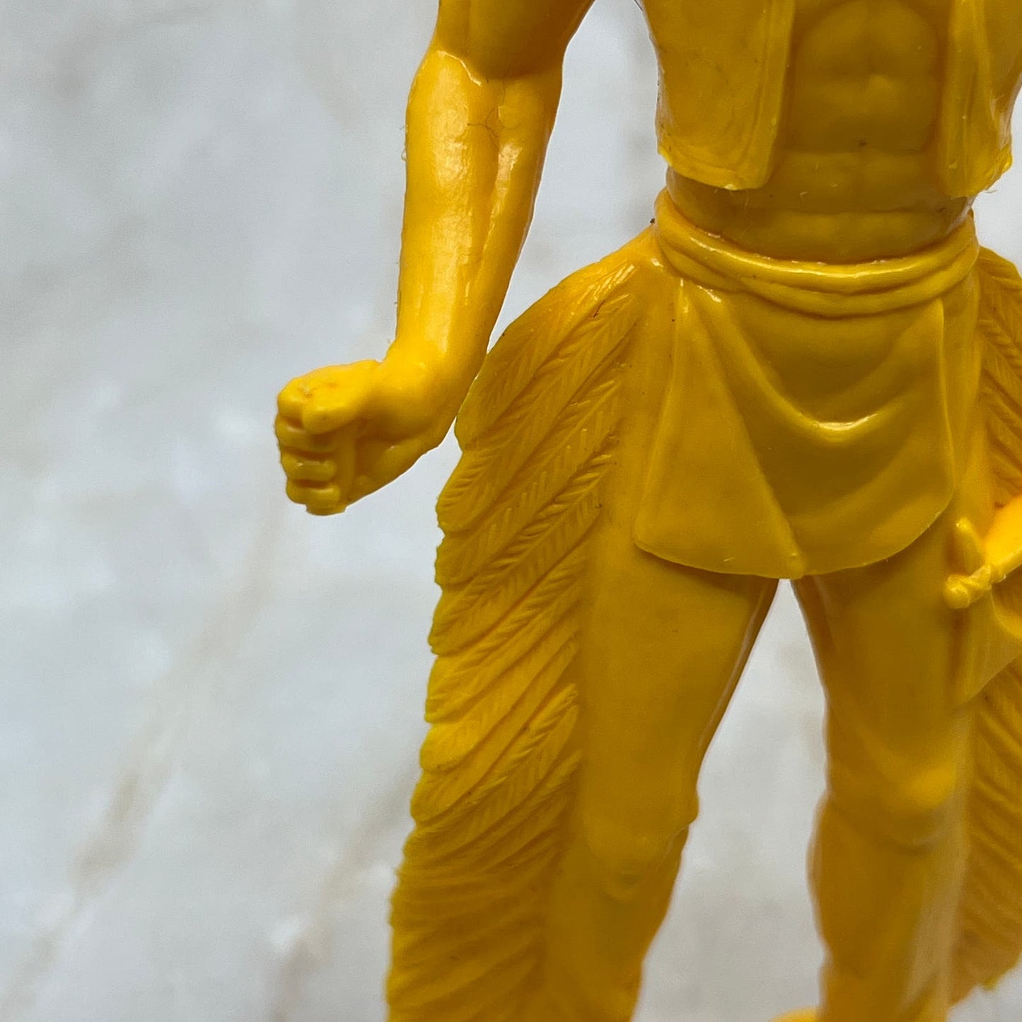 Plastic Yellow Indian Chief Native American Toy Old Vintage 5.5” TC9-T1