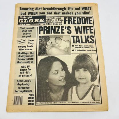 Midnight Globe 1978 Freddie Prinze John Wayne Jackie O Bigfoot Alien Hoax FL2