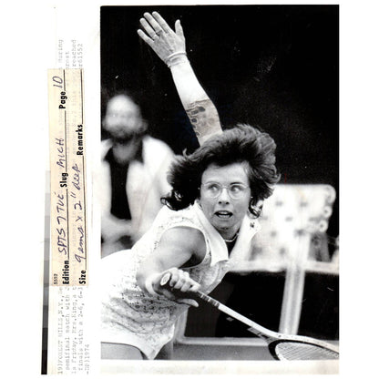 1974 Press Photo Tennis Billie Jean King Moffit US Open Championship 8x10" AD3-3