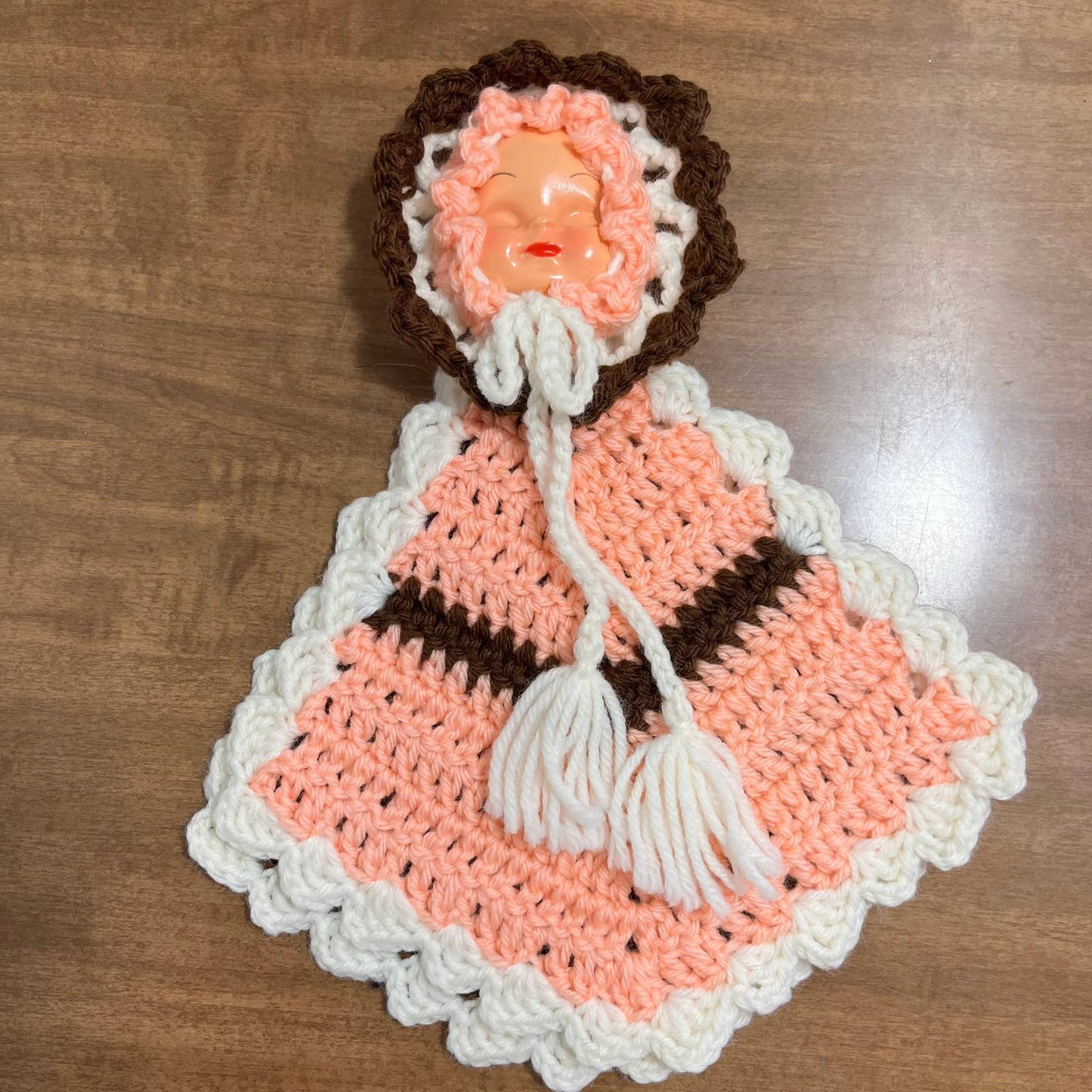 Vintage 1960s Crocheted Plastic Doll Face Pot Holders Brown Peach White TH6