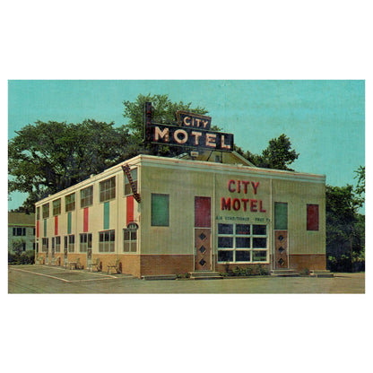 City Motel Riverside Drive Utica NY Ann & Hubert Kienzle 1966 - Postcard TJ8-2