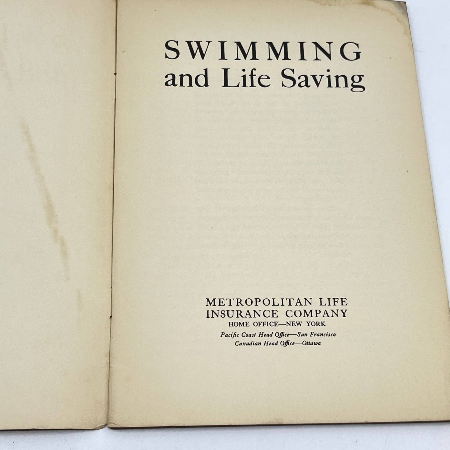 1930s Swimming and Life Saving Booklet Metropolitan Life Insurance TF7