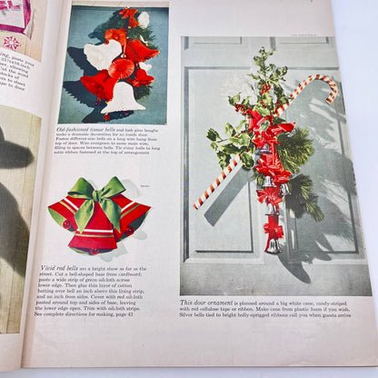 Vintage Better Homes and Gardens Christmas Ideas 1952 Edition TF5