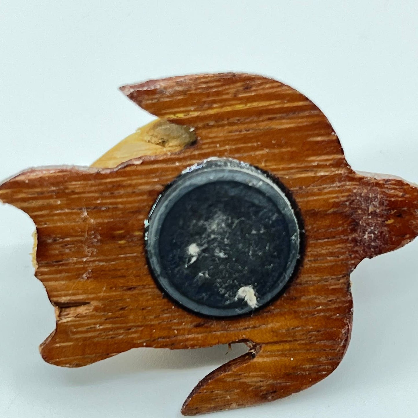 Vtg Folk Art Wood Sea Turtle Refrigerator Magnet SD2