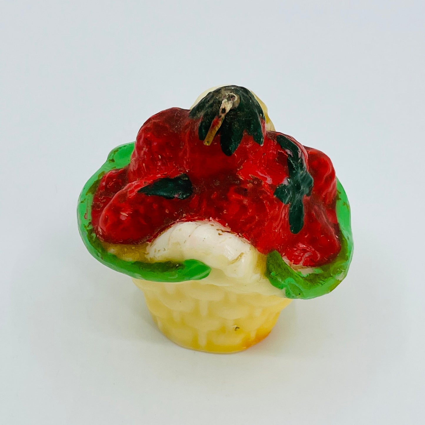 Vintage Paula’s Candles Basket Strawberries Collectible Candle Hong Kong 4” SC4