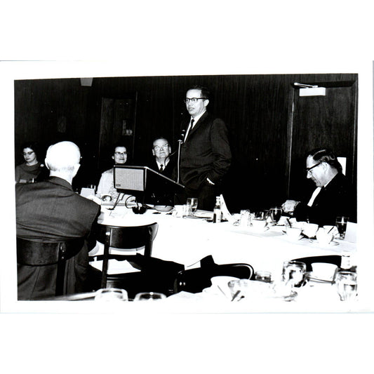 Dr. Bernard B. Fall Addressing Banquet Audience 1966 Original Photo 5x7 TK1-P4