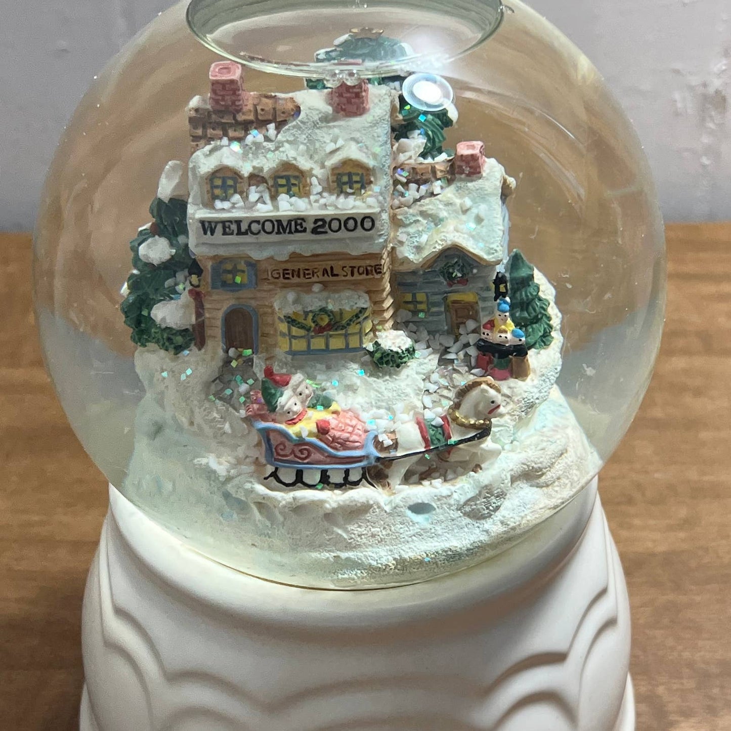 VTG PFALTZGRAFF Perennials Tea Rose Holiday Snow Globe Musical w Box 2000 TB1