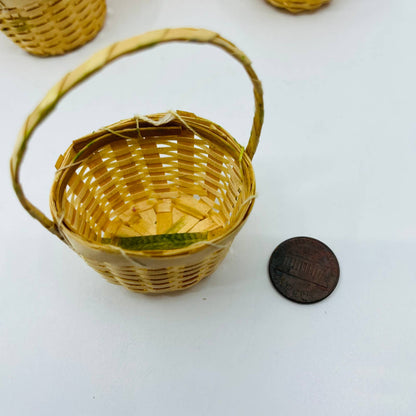 Vintage Lot of 5 Small Craft Baskets Made in Japan 1 x 2 TA7