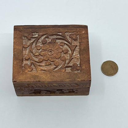 Vintage Teak Wood Carved Trinket Box India 3x2.5” TE5